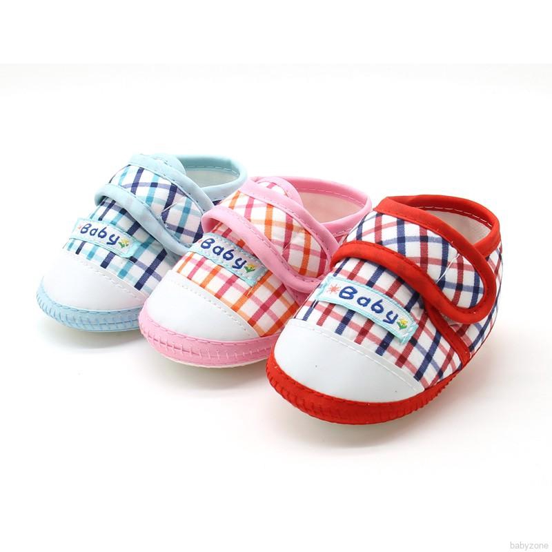 Giày cotton mềm mại chống trượt cho bé