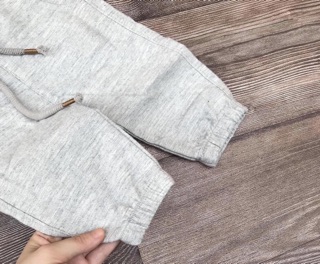Quần jogger bé trai