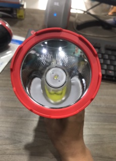 Đèn pin cầm tay KN-4151
