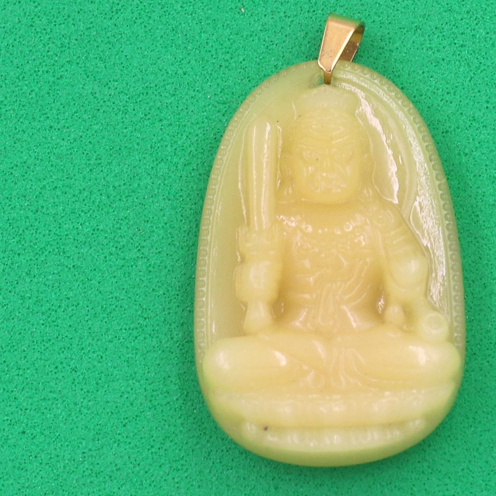 Mặt phật Bất Động Minh Vương đá tự nhiên vàng 4.3cm - Phật bản mệnh tuổi Dậu - Tặng kèm móc inox