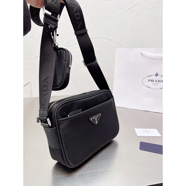 Túi xách prada size 25 cm