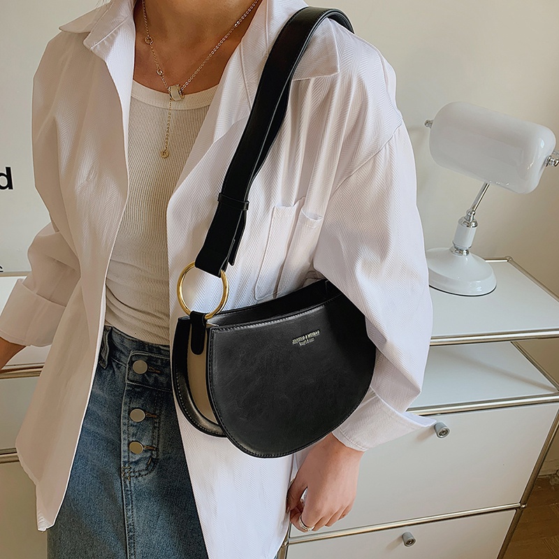 Túi đeo chéo IELGY màu trơn hình bán nguyệt phong cách Hàn Quốc cho nữ
