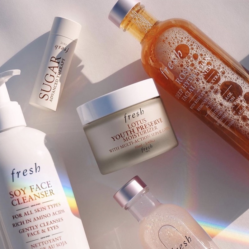Kem dưỡng hoa sen ban ngày Fresh Lotus Youth Preserve Face Cream