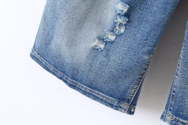 Quần Short Hoa Thêu Hoa Loại Dài