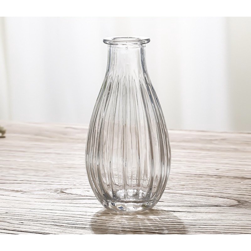 Lọ hoa thuỷ tinh decor nhỏ trắng phong cách hiện đại - trang trí nhà cửa