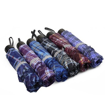 Ô dù che mưa nắng kẻ caro