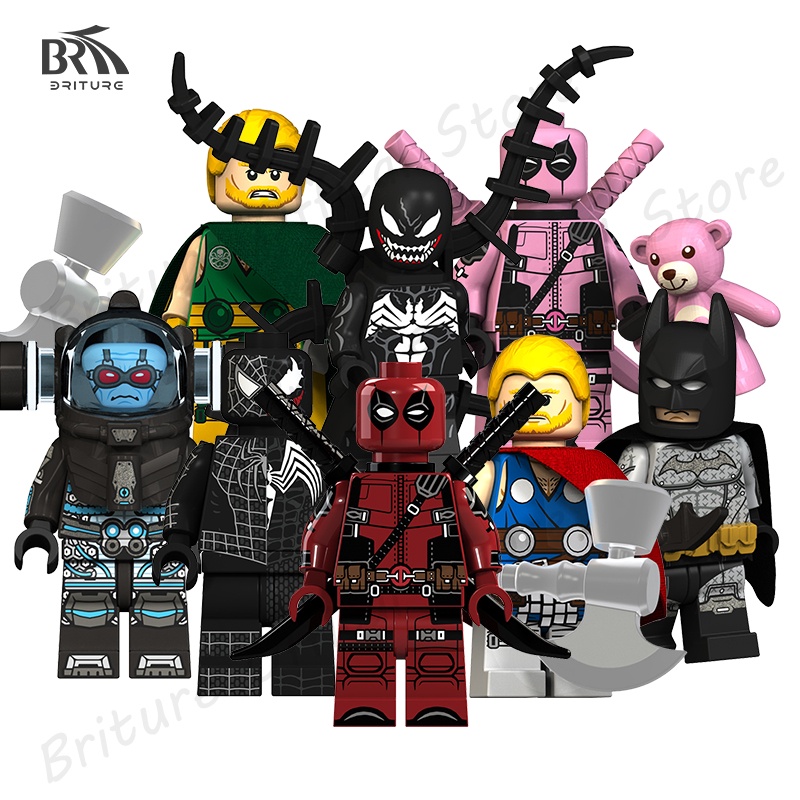 Mô Hình Lắp Ráp Nhân Vật Deadpool Màu Hồng Kt1004