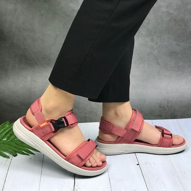 [Mua Kèm Áo Thun 0Đ] Giày Sandal Vento Nữ - NB66B Đen