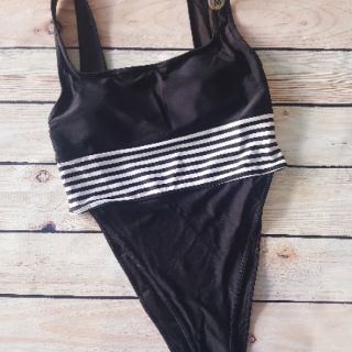 Đồ bơi 1 mảnh One-Piece Swimsuit F21 hàng Cambodia