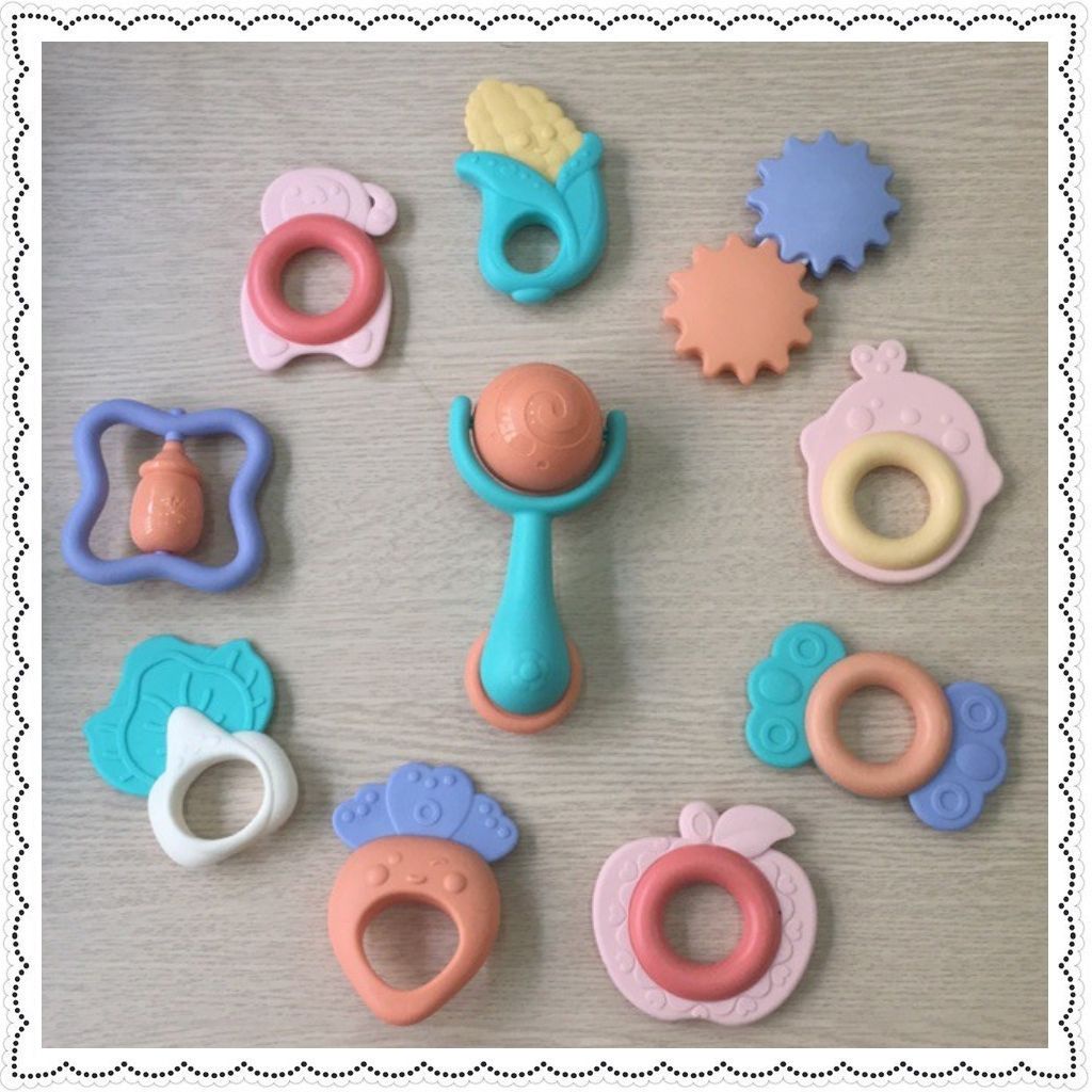 Đồ chơi gặm nướu cho bé xúc xắc 10 món Baby Rattle đồ chơi trẻ em cắn răng nhai mềm nhựa ABS cao cấp không tái chế