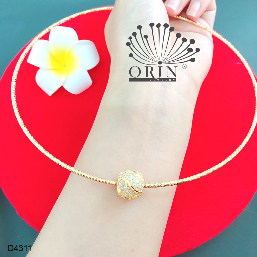 Kiềng cổ dạng nhuyễn bền màu mặt charm tròn khía nhỏ đính đá thiết kế cao cấp Orin D4311