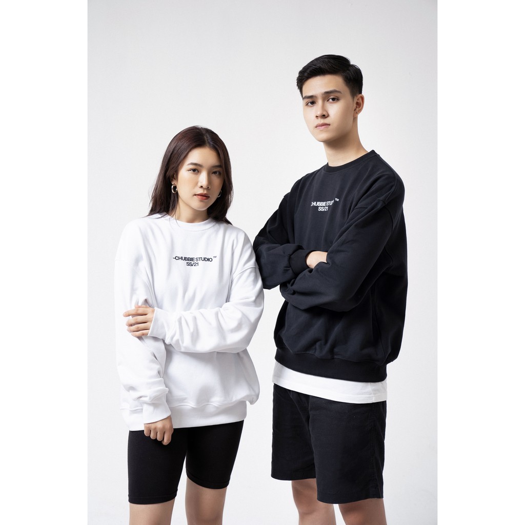 [Mã WASKT250K hoàn 15% tối đa 30k xu đơn 50K] CHUBBIE Studio Sweater - Áo Nỉ CHUBBIE Studio | BigBuy360 - bigbuy360.vn