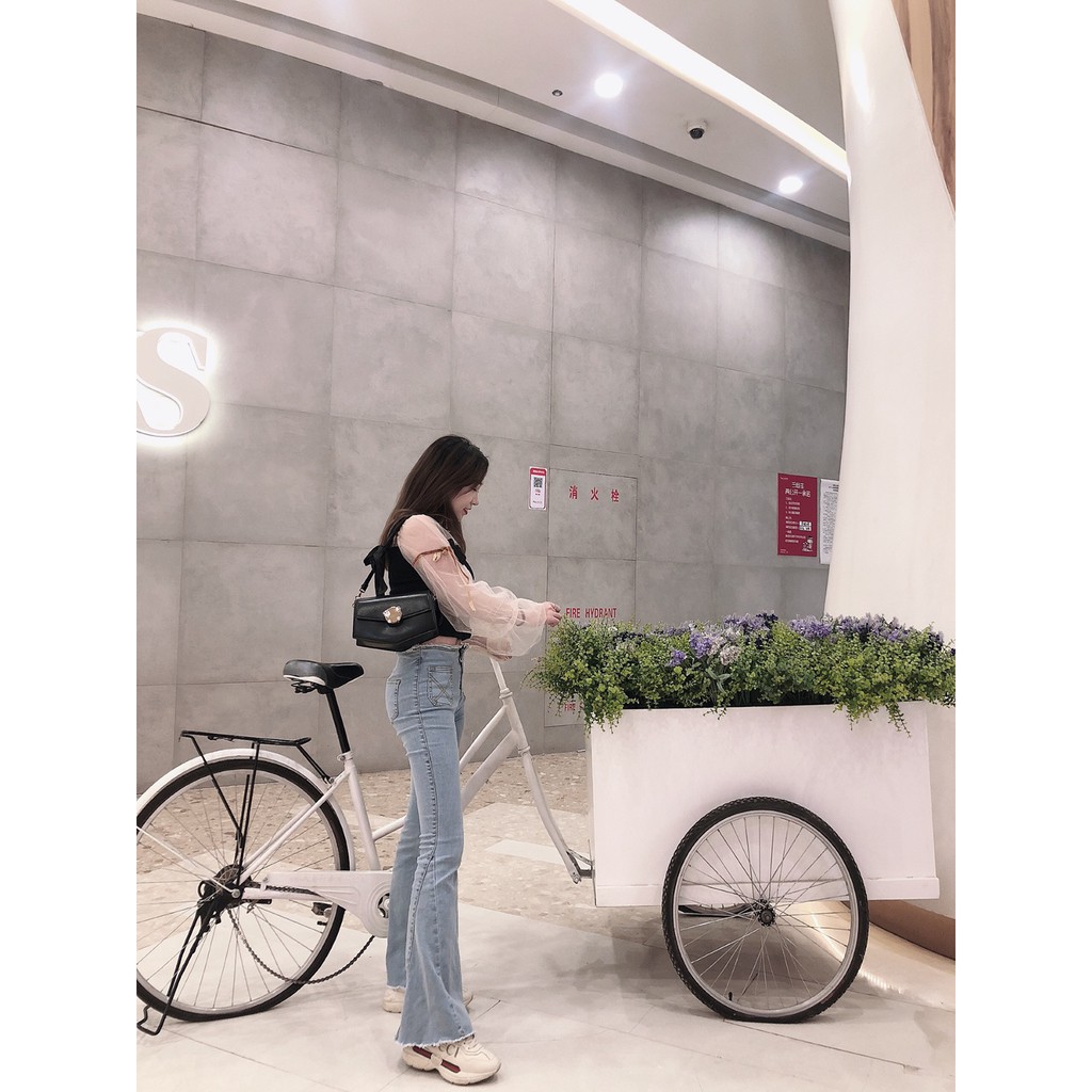 Quần jeans nữ ống loe phối túi trước