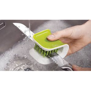 Dụng cụ rửa dao Joseph Joseph Bladebrush