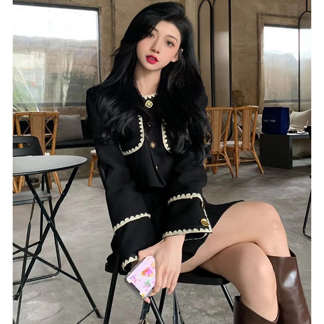 Bộ Áo Khoác Ngắn Phối Chân Váy Mini Thời Trang Mùa Thu Quyến Rũ Cho Nữ