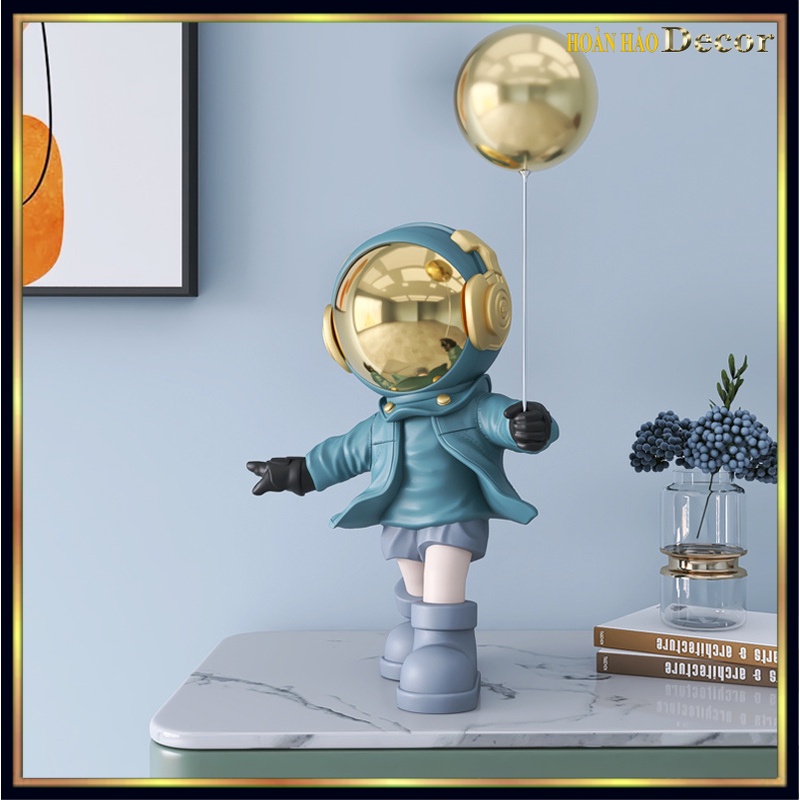Tượng mô hình phi hành gia cầm bóng để bàn trang trí siêu hot,quà tặng ý nghĩa độc đáo và thời thượng
