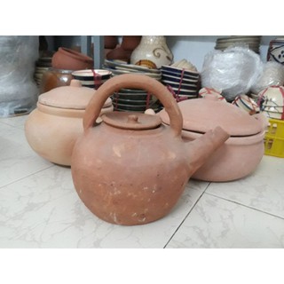 Ấm đất nung mộc truyền thống