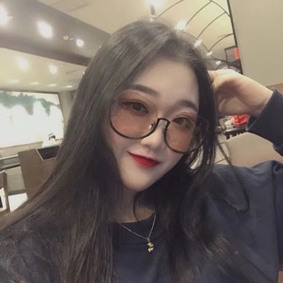 KÍNH MÁT ULZZANG