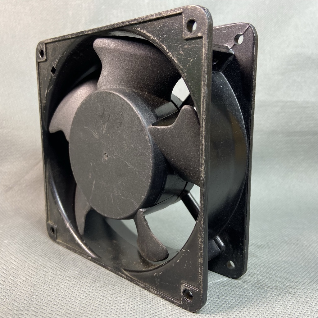 QUẠT 12 cm MOTO-ONE 220v 0.125A 24W . khung kim loại. GIÓ ÊM VÀ TỐT. A12M30HTB