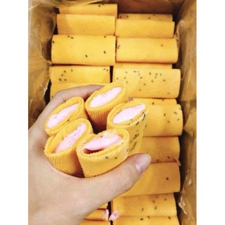 Bánh Xếp Kem Vị Dâu Siêu Hấp Dẫn