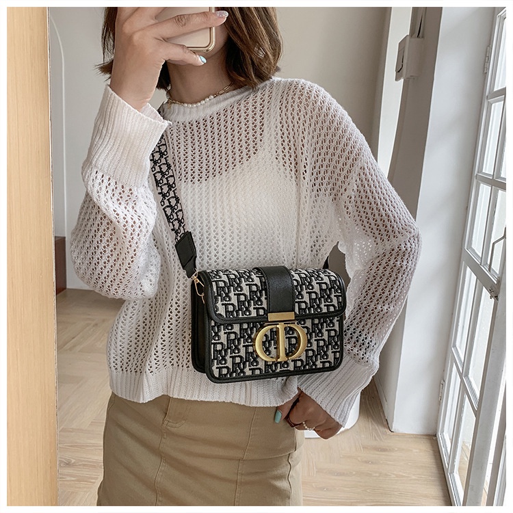 Túi Dior thổ cẩm Chữ CD hot Hit size 21cm cao cấp