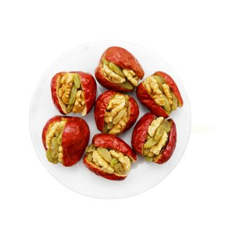 Táo đỏ kẹp óc chó nho khô