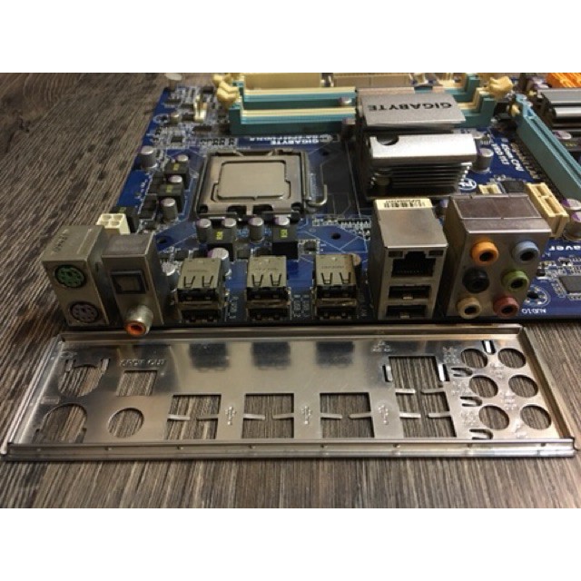 BO MẠCH CHỦ GA-EP45T-UD3LR - SOCKET 775 DDR3 - HỖ TRỢ 16GB RAM - BẢO HÀNH 3 THÁNG G41
