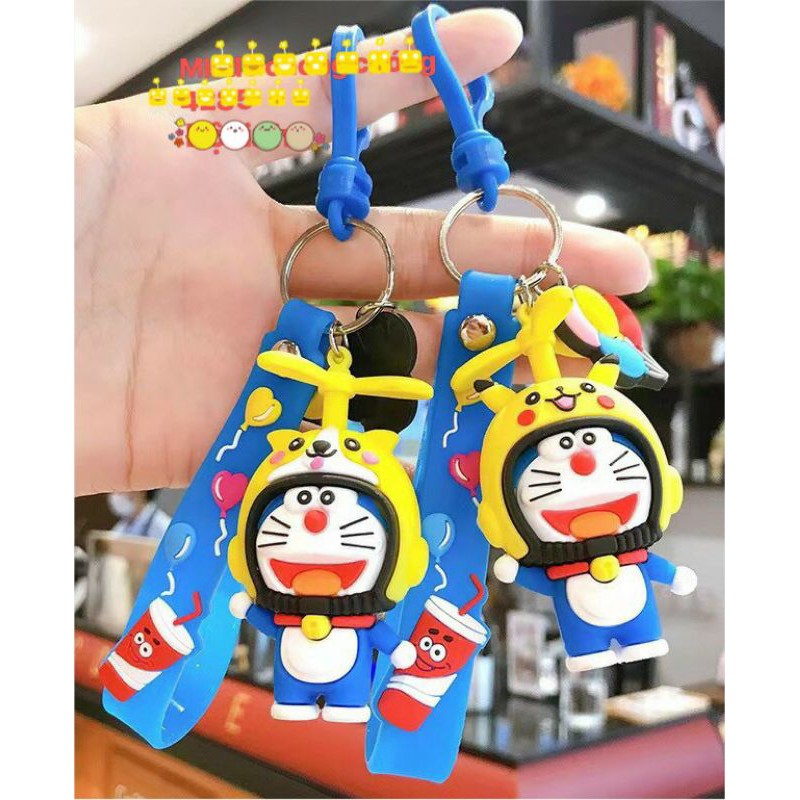 Móc khoá Doraemon/Mickey - quà lưu niệm