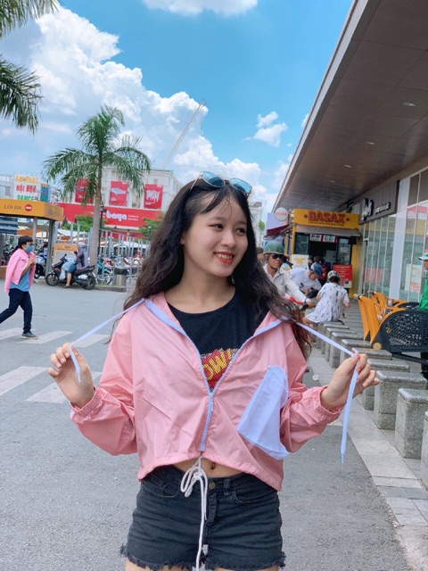 Áo khoác dù nữ lửng croptop xinh lung linh-ảnh thật | BigBuy360 - bigbuy360.vn