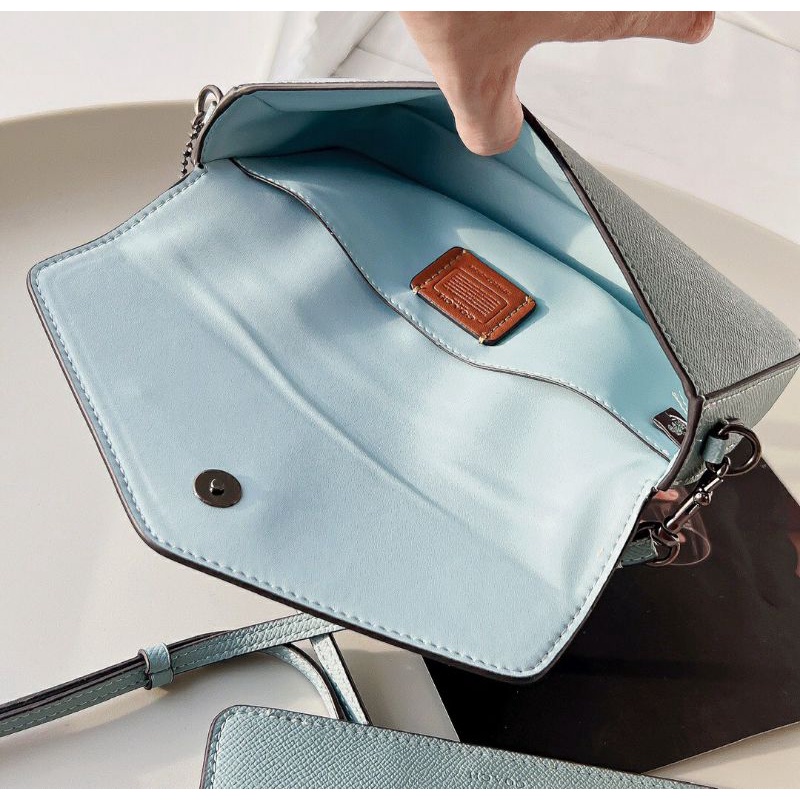 HÀNG XUẤT DƯ💥Túi coach dạng ví thời trang