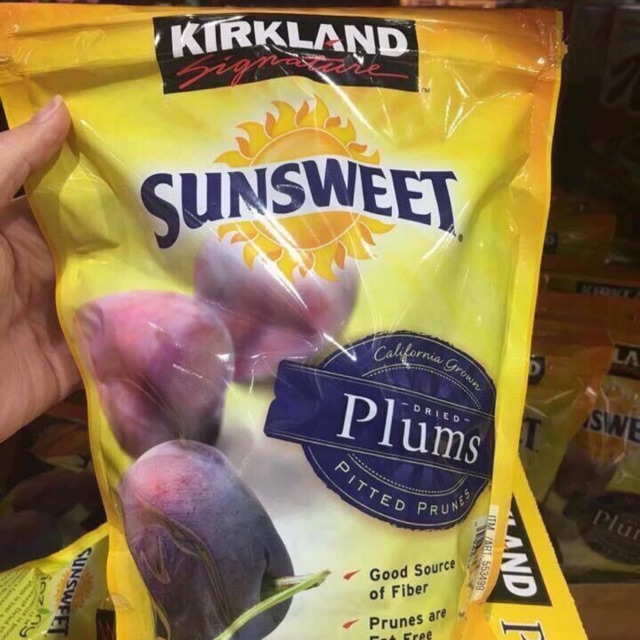 Mận sấy dẻo Kirkland Sunweet Plums