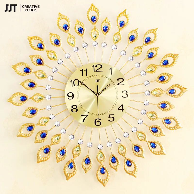 Đồng hồ trang trí công xòe ngũ sắc JT1513 đẳng cấp và sang trọng cho ngôi nhà.