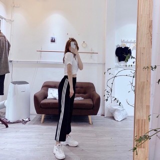 Quần ống rộng nữ 3 sọc cá tính