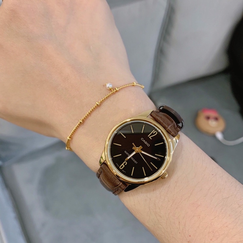Đồng Hồ Nữ Casio LTP-V005GL-1BUDF Dây Da Màu Nâu - Mặt Đen