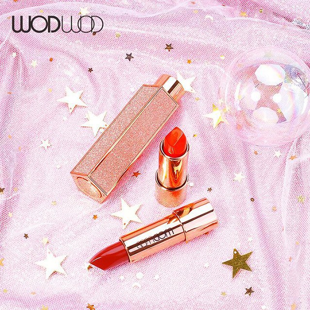 Son môi Vỏ Kim Tuyến WodWod Starry Lipstick