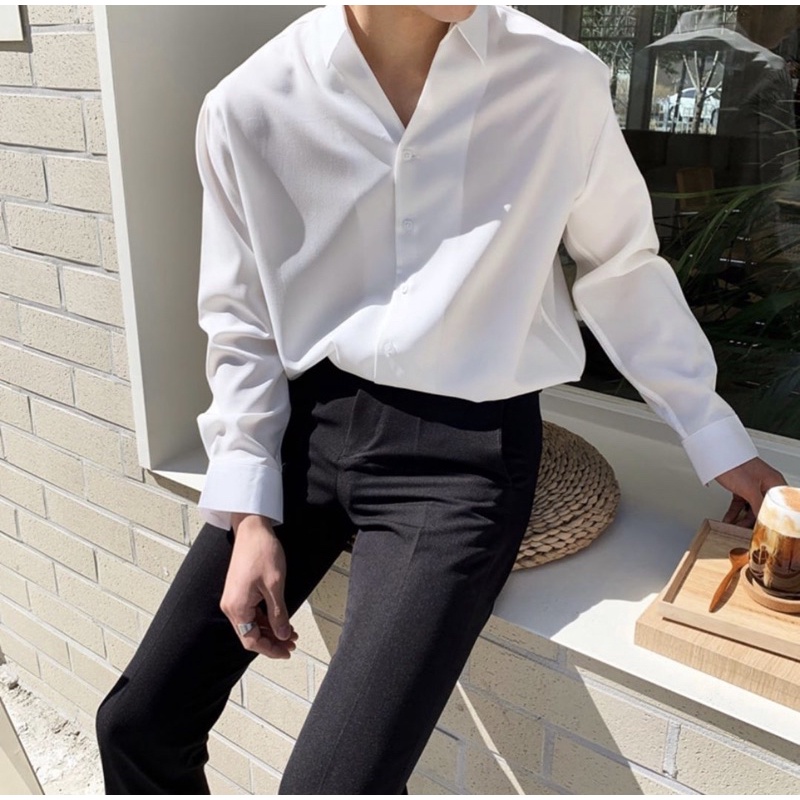 Áo sơ mi Nam cổ v trơn, dáng suông