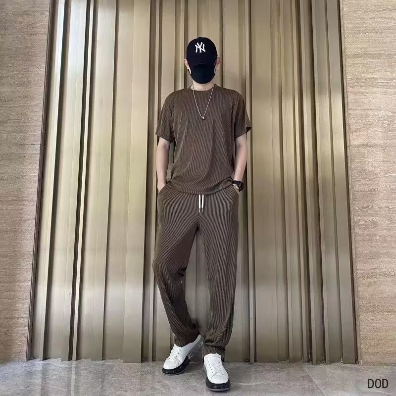 Bộ Đồ Thể Thao Tay Ngắn 4 Màu Bằng Lụa Lạnh Thời Trang Mùa Hè Cho Nam Size M-3XL