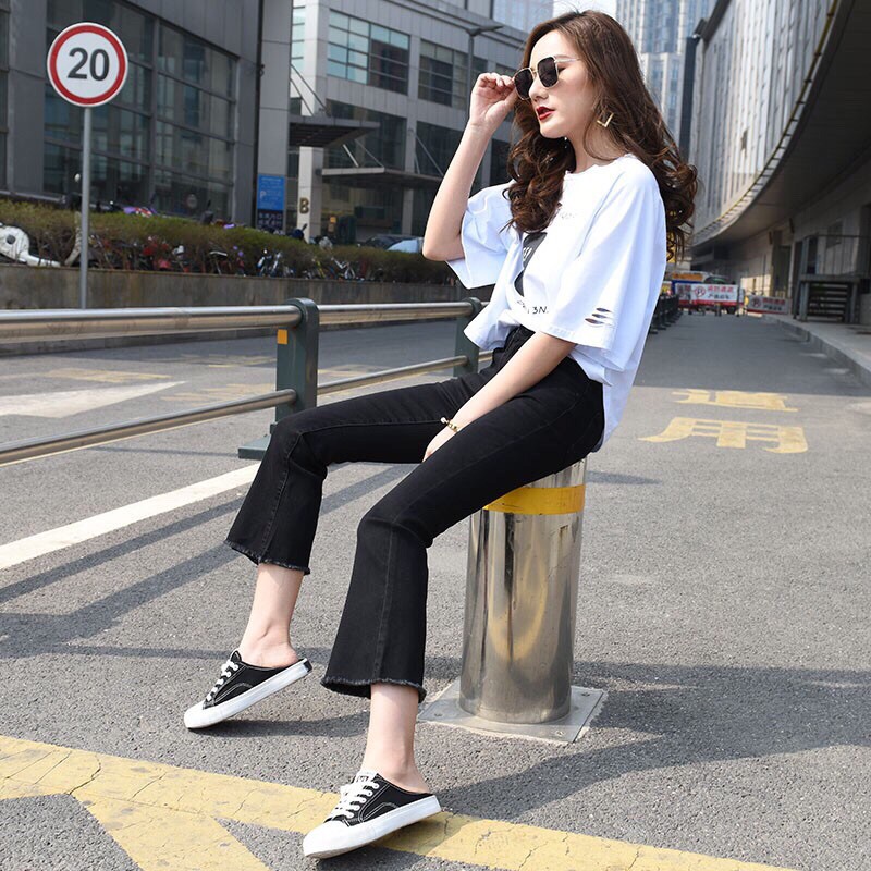 Quần Jean, quần ống loe nữ đen trơn, co giãn tốt, tôn dáng | BigBuy360 - bigbuy360.vn