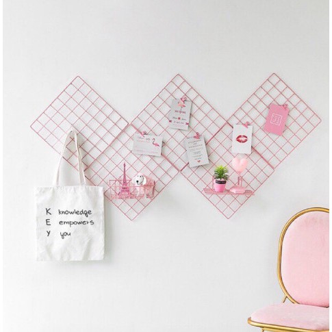 Khung lưới sắt trang trí 35x35cm có 3 màu trắng đen hồng