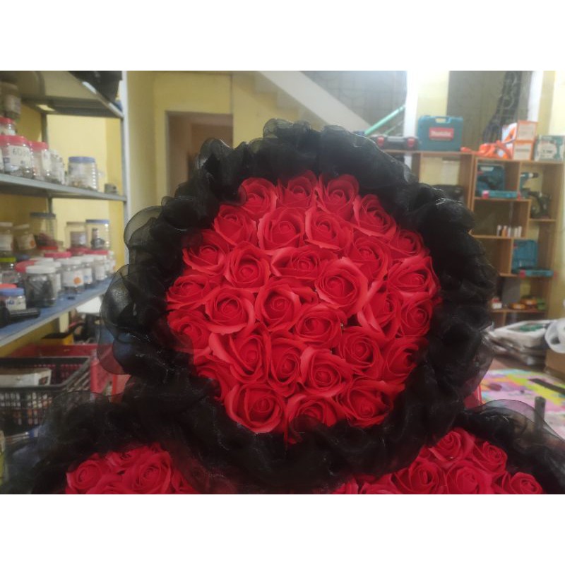 Bó 30 bông hoa sáp bó voan