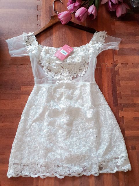 Đầm ren phối lưới đính ngọc cao cấp | BigBuy360 - bigbuy360.vn