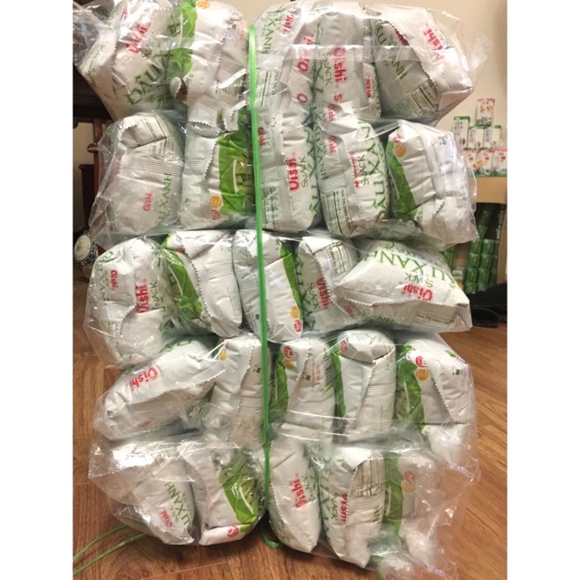 (Túi 10 gói 16g) bánh Snack (bim bim) Oishi đậu xanh nước dừa | BigBuy360 - bigbuy360.vn