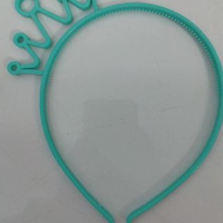 Cài tóc vương miện cho bé