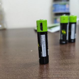 Pin sạc AA AAA bằng cổng Micro USB
