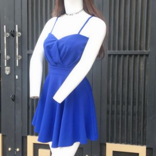 Đầm xòe size M