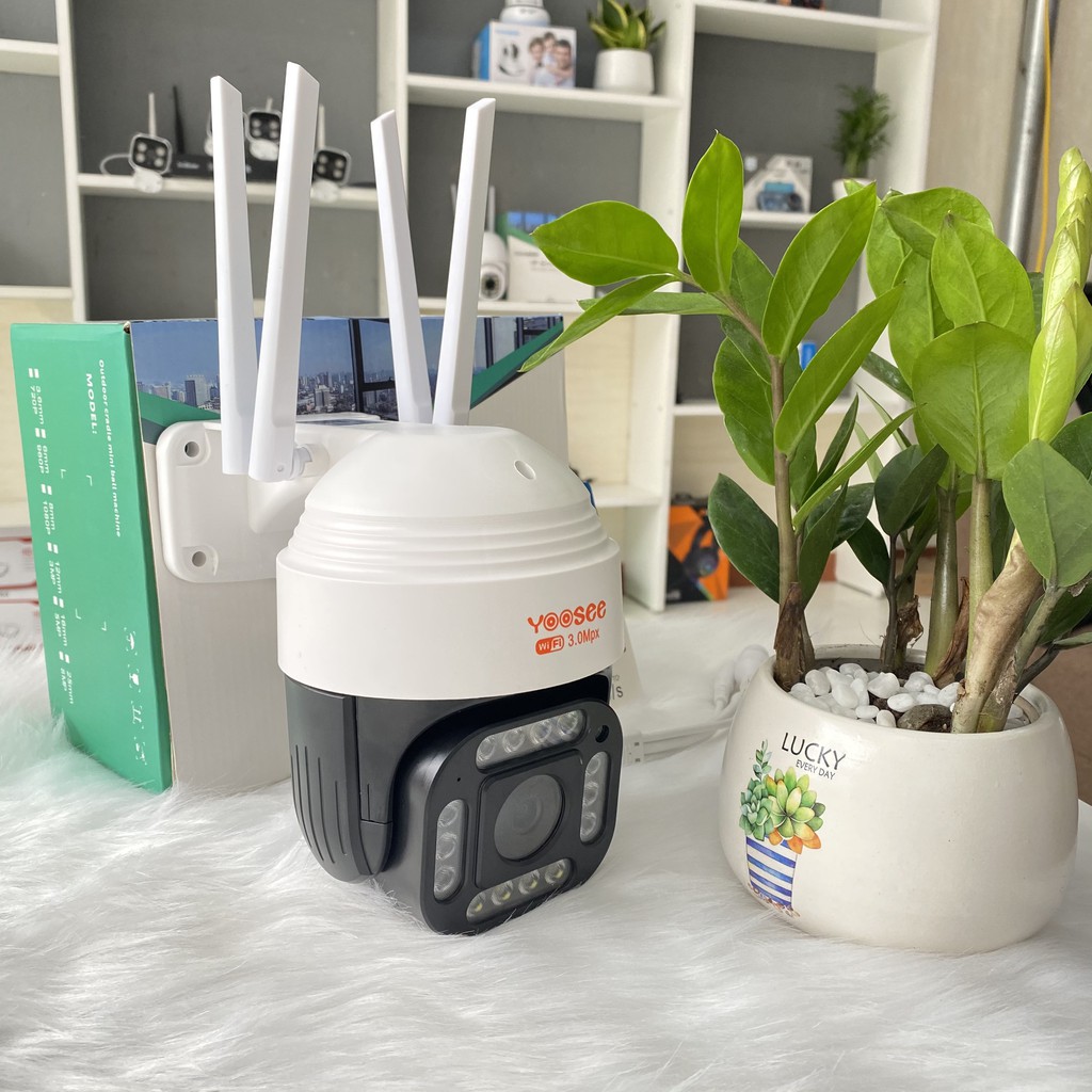 Camera yoosee 14 đèn-camera xoay 360 ngoài trời 3.0Mpx 4râu, quay đêm có màu,chống mưa, chống chộm | BigBuy360 - bigbuy360.vn