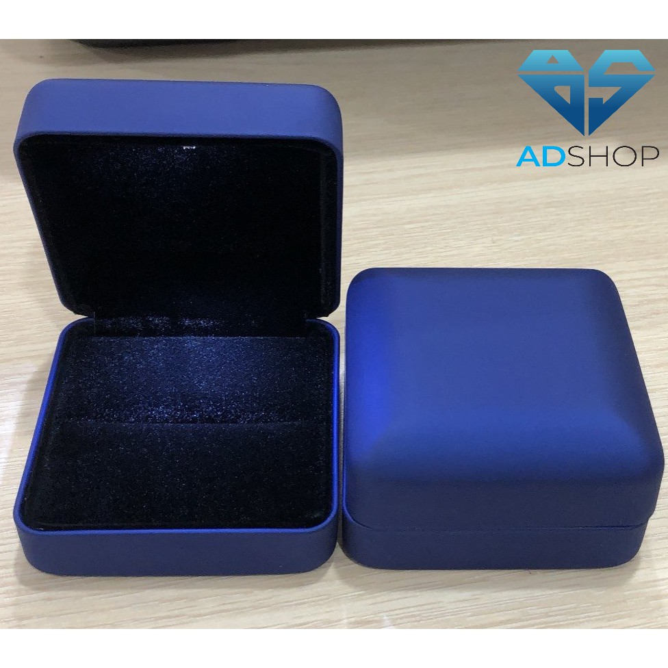 HỘP ĐỰNG NHẪN,BÔNG TAI NỮ TRANG CÓ ĐÈN LED, ĐỰNG NHẪN ĐÍNH HÔN, NHẪN CƯỚI