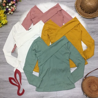 Áo lệch vai tay dài