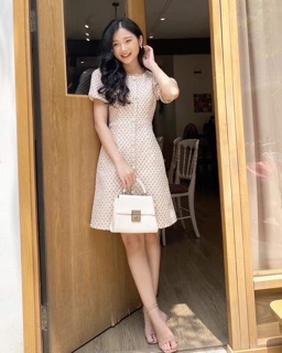 Váy gấm xốp