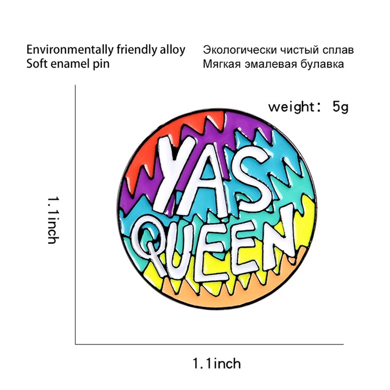 Ghim cài áo tráng men họa tiết chữ Yas Queen sành điệu